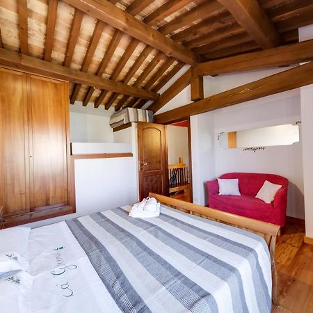 Ca' Gremal - Casa Vacanze Tra Le Colline Del Garda - Calmasino Di Bardolino Bagian luar foto