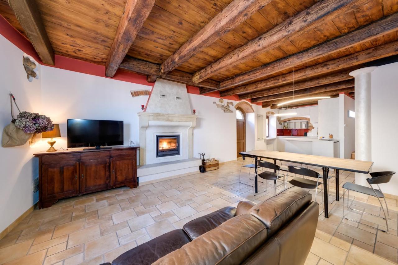 Ca' Gremal - Casa Vacanze Tra Le Colline Del Garda - Calmasino Di Bardolino Bagian luar foto
