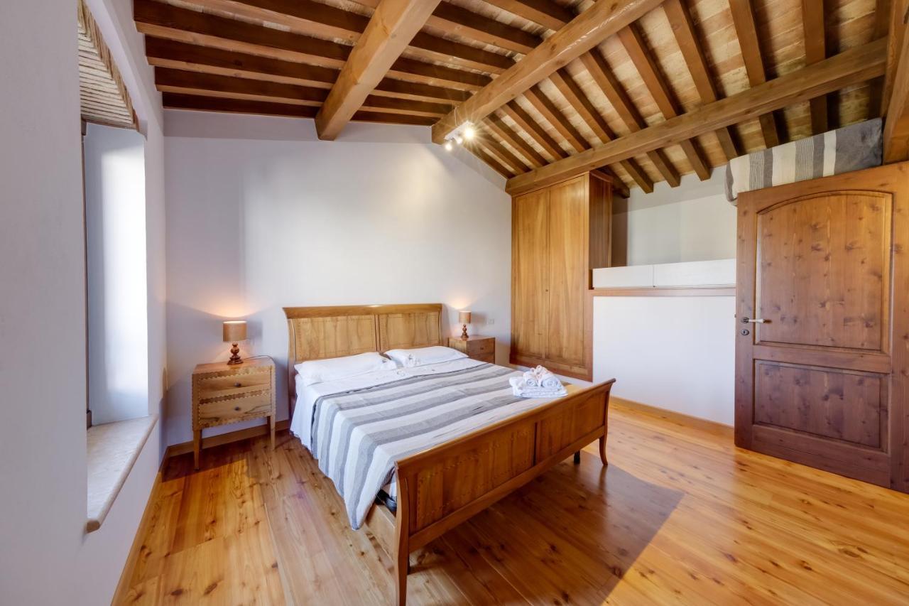 Ca' Gremal - Casa Vacanze Tra Le Colline Del Garda - Calmasino Di Bardolino Bagian luar foto