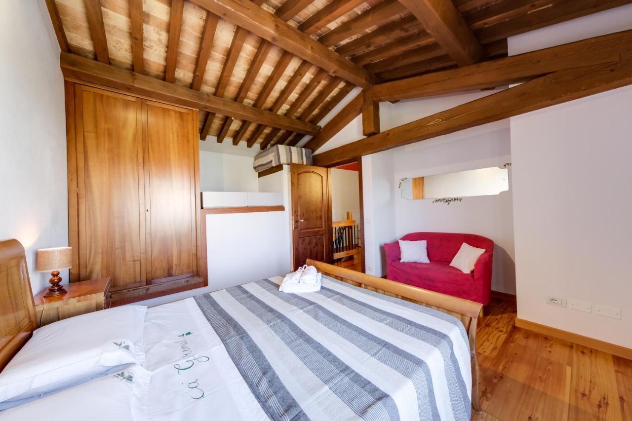 Ca' Gremal - Casa Vacanze Tra Le Colline Del Garda - Calmasino Di Bardolino Bagian luar foto